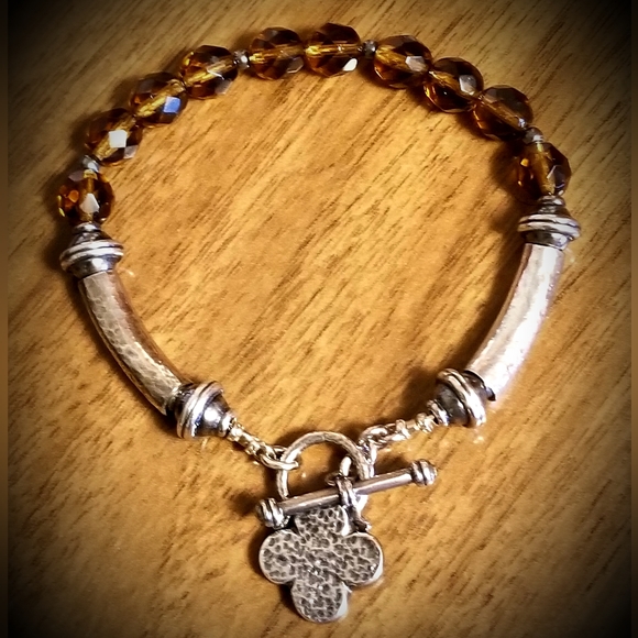 Rare Silpada Sterling Silver & Topaz Bracelet - Picture 3 of 10